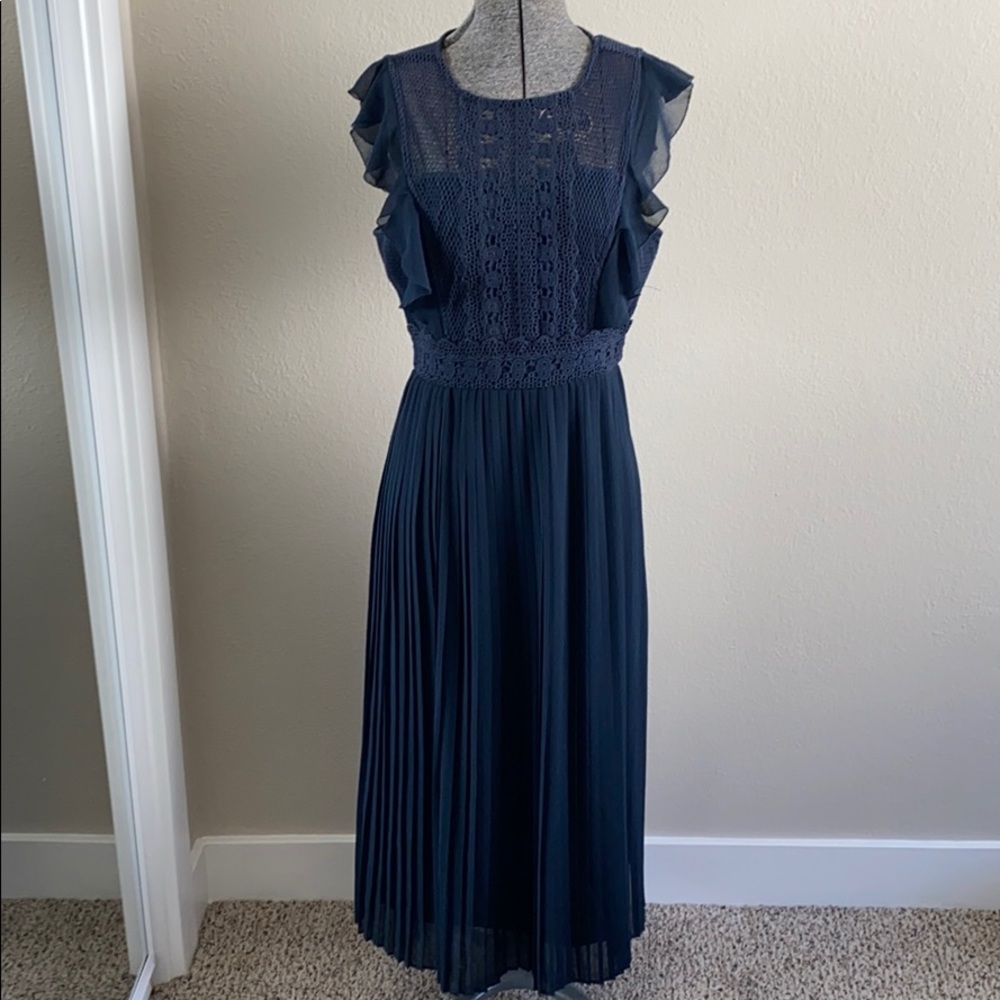 MODCLOTH Navy Crochet Detail Dress - Picture 1 of 9